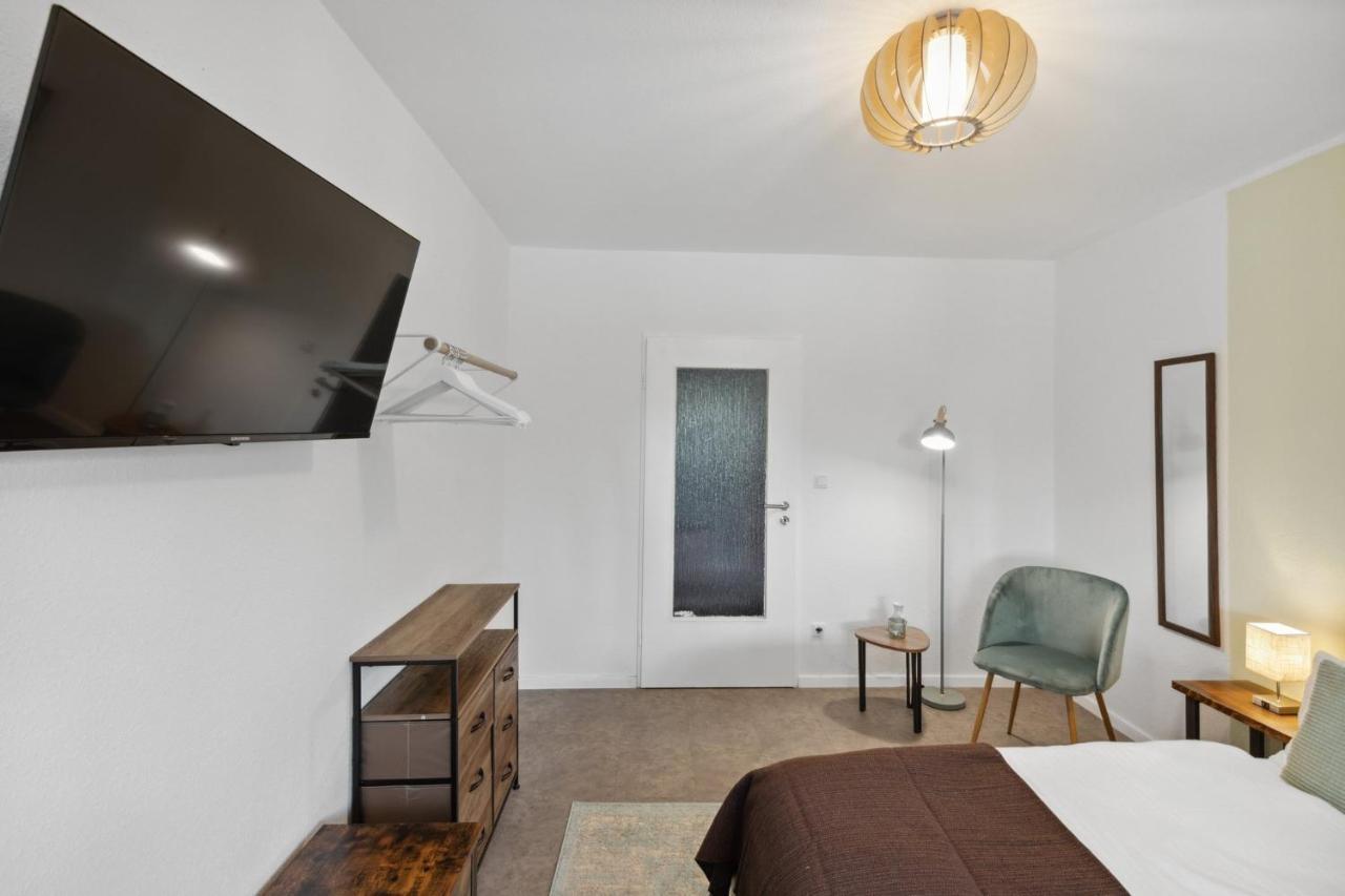 Charysma - Chillout-Loft, Wintergarten, E-Kamin, Massage-Sessel, Schlafzimmer Mit Smart-Tv, 2 Parkplaetze Хамельн Экстерьер фото
